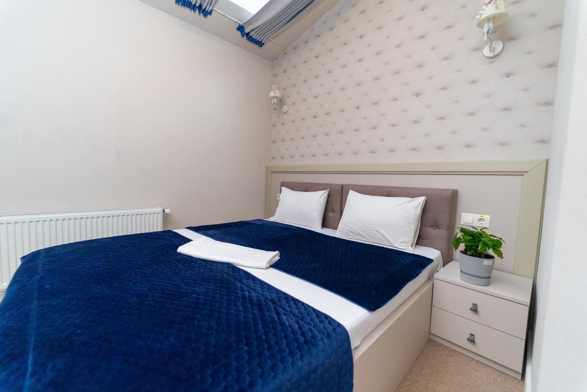 Maner Hotel Οδησσός Εξωτερικό φωτογραφία