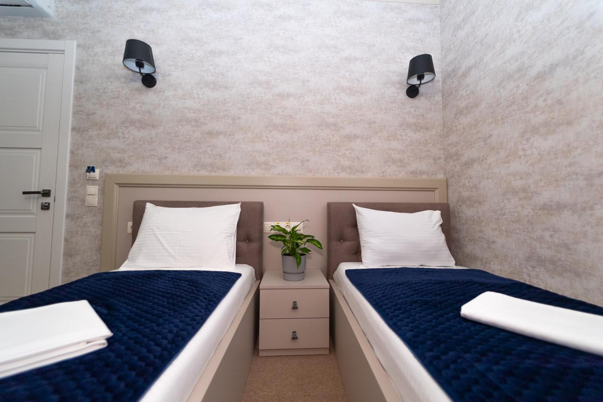Maner Hotel Οδησσός Εξωτερικό φωτογραφία