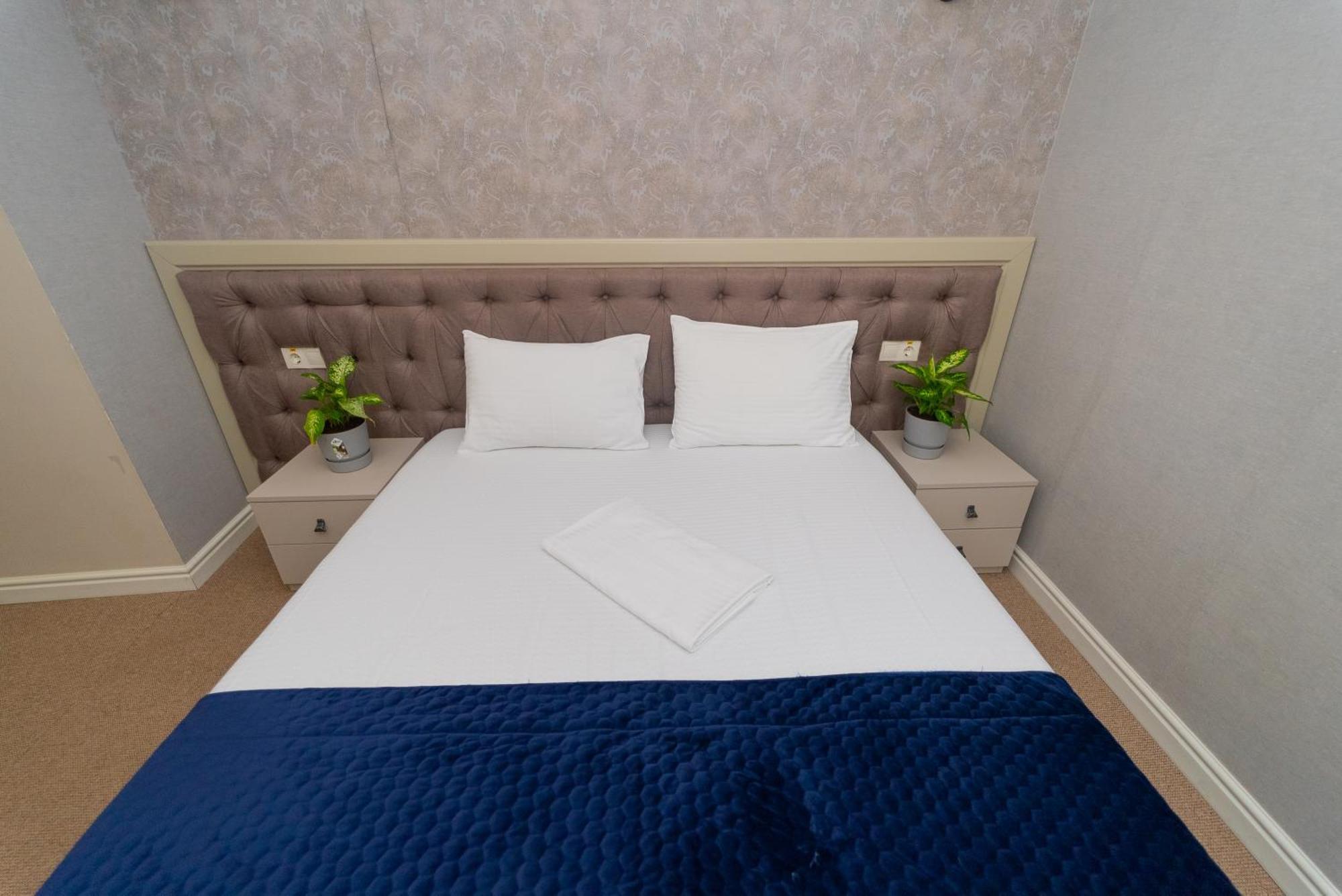 Maner Hotel Οδησσός Εξωτερικό φωτογραφία